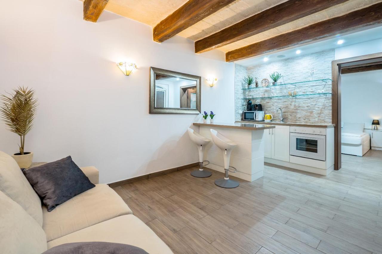 Valletta Main Street Apartment Deluxe Экстерьер фото