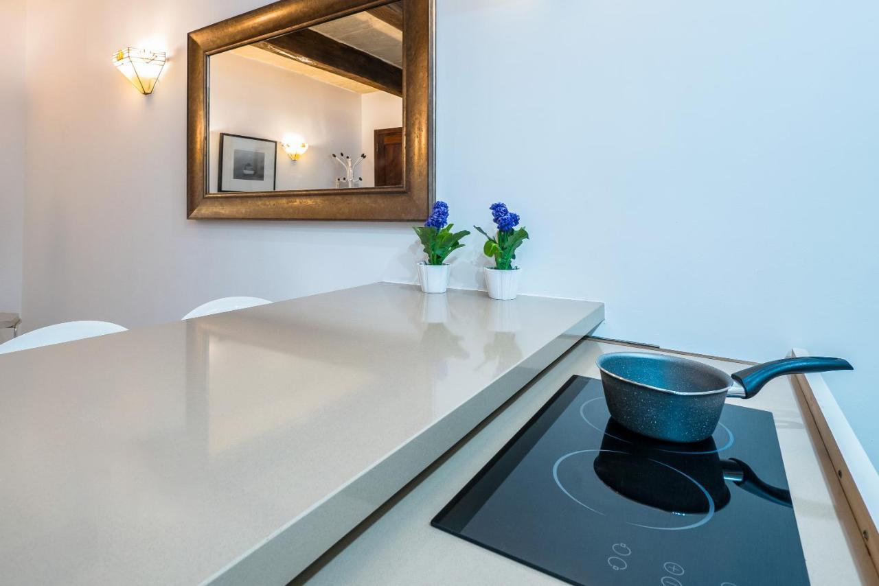 Valletta Main Street Apartment Deluxe Экстерьер фото